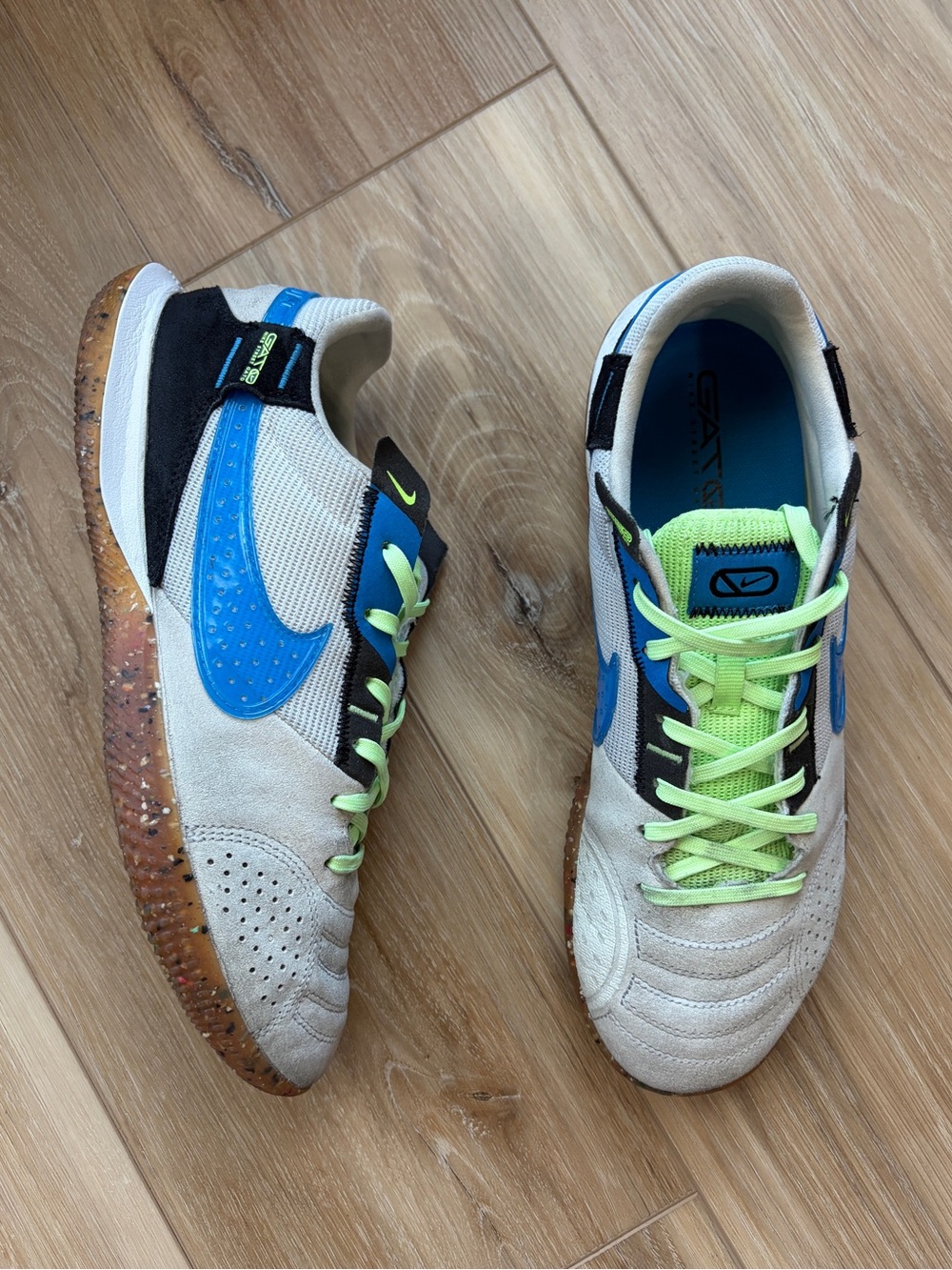 Nike Streetgato IC Indoor Soccer Shoes